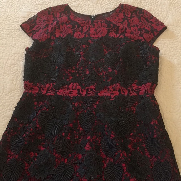 🆕 Monique Lhuillier Black & Red Lace Cocktail Dress size 16 - Picture 5 of 16
